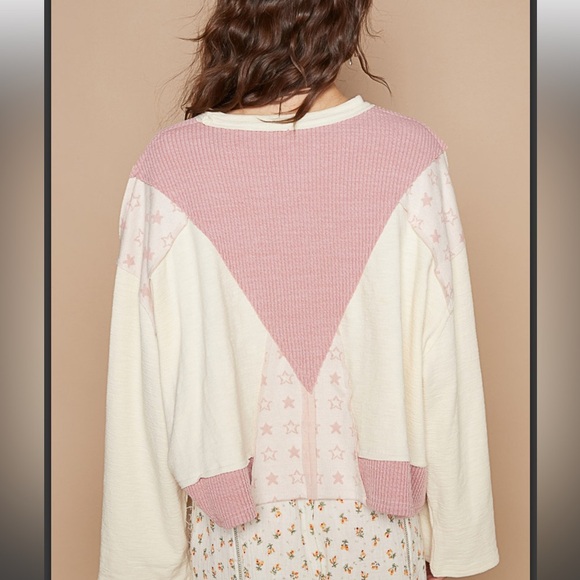 POL. 🩷 Cream and Pink Star Top - Picture 4 of 6